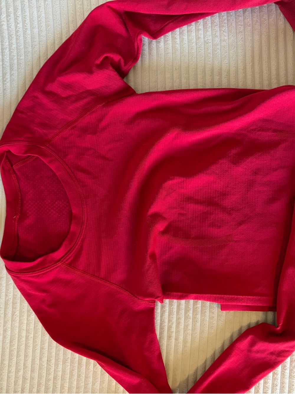 Swiftly Tech long-sleeve hip length